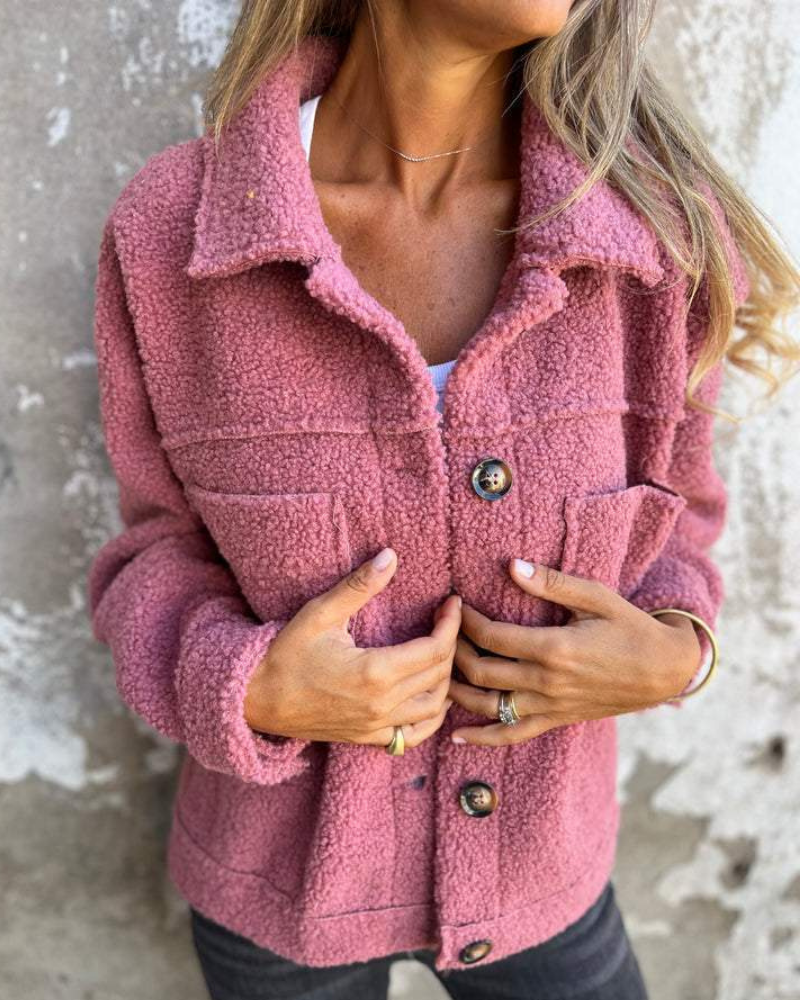 Julie | Elegant Teddyjakke Med Brystlommer
