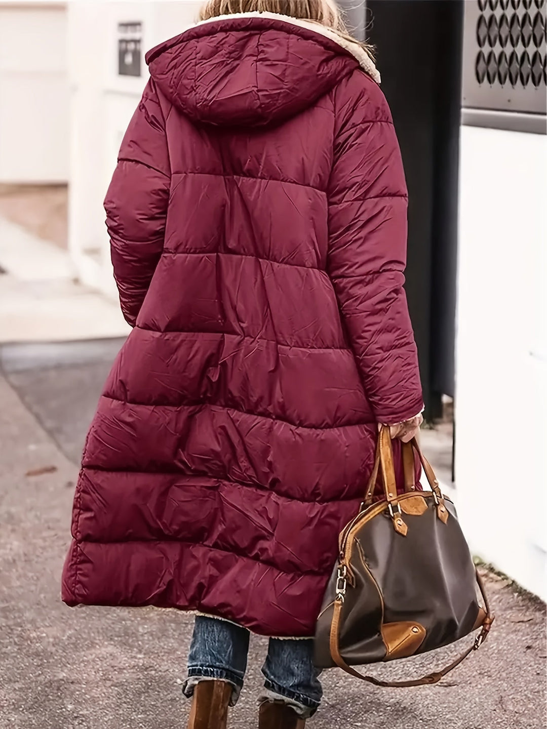 Signe | Elegant Lang Quiltet Jakke Med Hætte