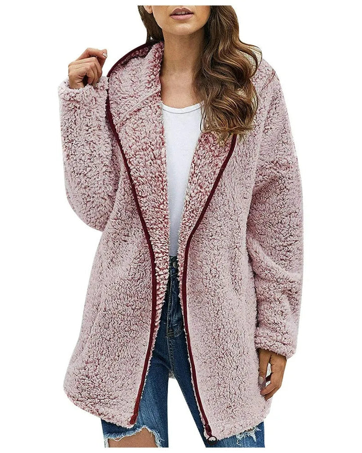 Victoria | Elegant Teddy Jakke Med Revers