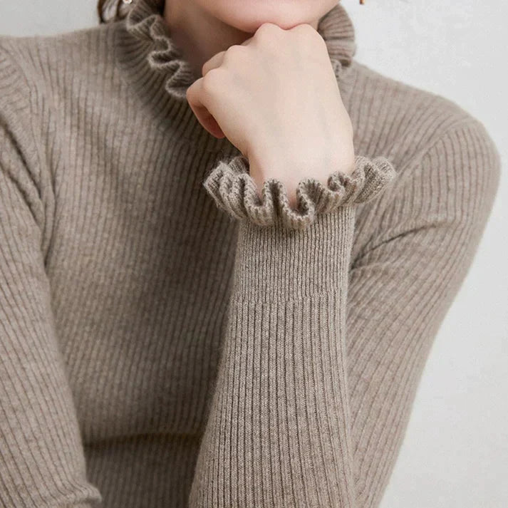 Celia - Luxury cashmere turtleneck for Unparalleled Comfort